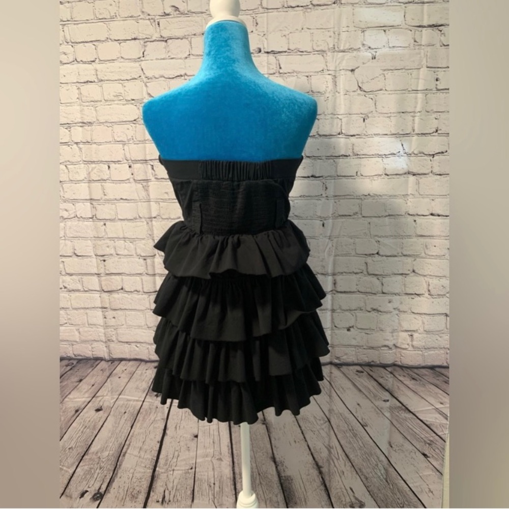 🈹 BEBE Button Up Strapless Ruffled Dress - Picture 2 of 9